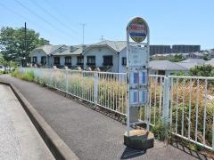 「奈良地区センター前」バス停留所