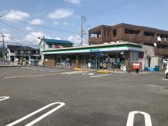 ファミリーマート　高知朝倉西店