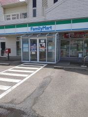 ファミリーマート　淡路ファームパーク前店