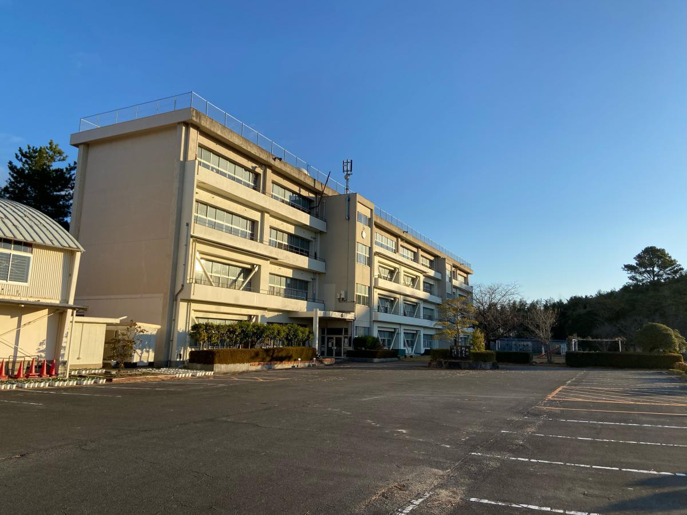 常滑市立三和小学校