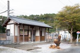 重岡駅