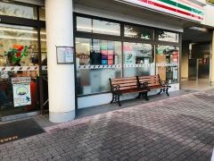 セブンイレブン　中国道社ＰＡ上り店