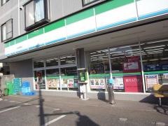 ファミリーマート　小金井桜町店