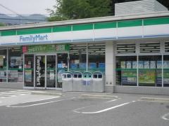 ファミリーマート　上安一丁目店