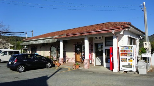 都筑駅