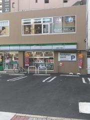 ファミリーマート　上前津二丁目店