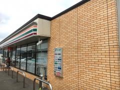 セブンイレブン 高松岡本町店