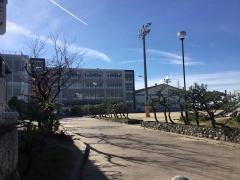 東山の下小学校