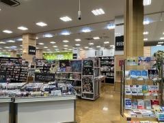 未来屋書店　大高店