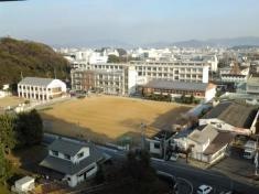 手柄小学校