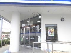 沖縄海邦銀行津嘉山支店