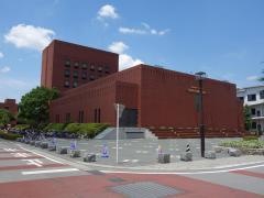 山梨学院大学
