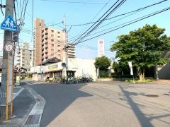 「中古市」バス停留所
