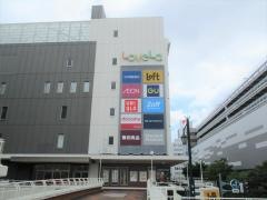 ラブラ万代