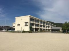 桜ケ丘小学校