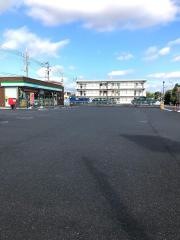 ファミリーマート　川越伊勢原店
