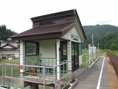 羽後中里駅