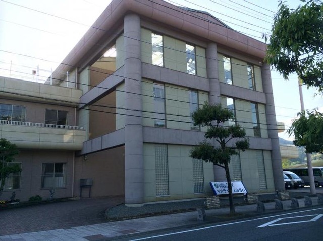ネオライフとみざわ 施設外観