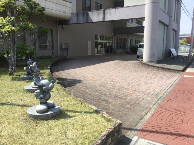 ネオライフとみざわ 施設外観