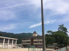 口明方小学校