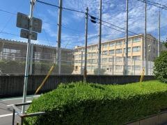 錦小学校