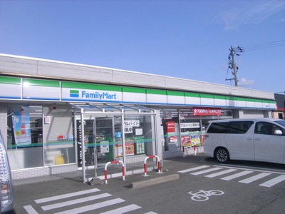 マーケットピア ファミリーマート 津幡北中条店 河北郡津幡町北中条