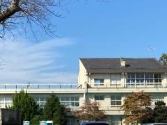 蚕飼小学校