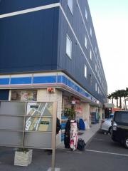 ローソン　市川塩浜駅前店