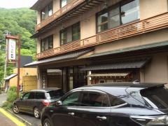 いづみや旅館
