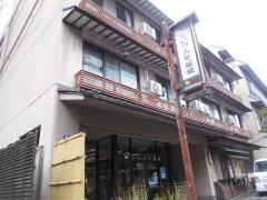 いづみや旅館