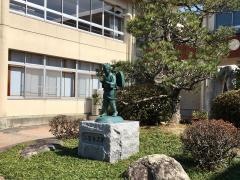 雲井小学校