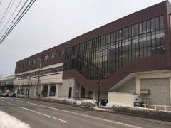自衛隊前駅