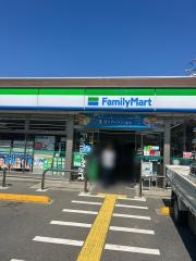 ファミリーマート　日高上鹿山店