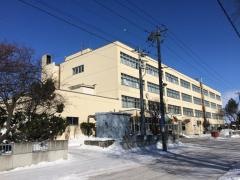 栄南小学校