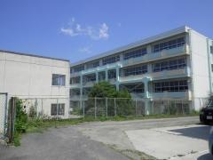 河原子小学校