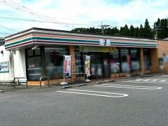 セブンイレブン　清武看護大学前店