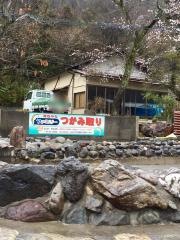 赤石やな
