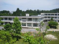 串原小学校