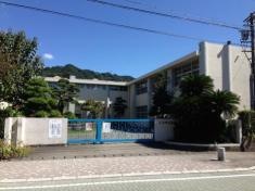 岡部小学校