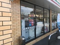 セブンイレブン　豊中上新田4丁目店
