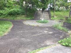 鶴が丘二丁目緑地