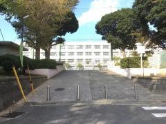 川井小学校
