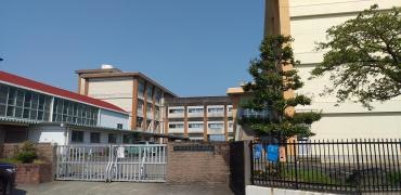 葉栗北小学校