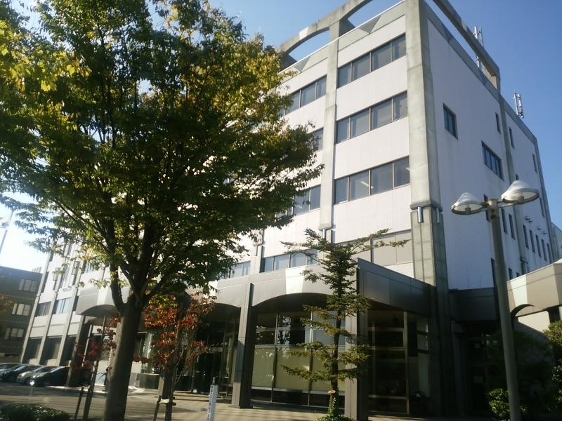株式会社佐賀新聞社です。