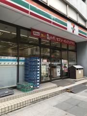 セブンイレブン　日本橋3丁目店
