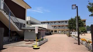 寺家小学校
