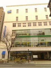 ネッツトヨタ兵庫ハーバーランド店