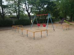 「うるし堤公園」バス停留所
