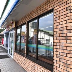 ファミリーマート　小国宮原店