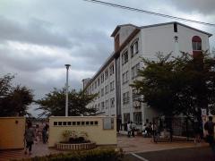 新田南小学校